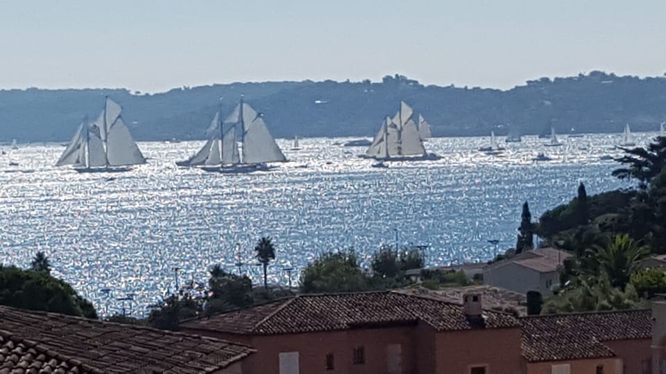 "Magical" day view.