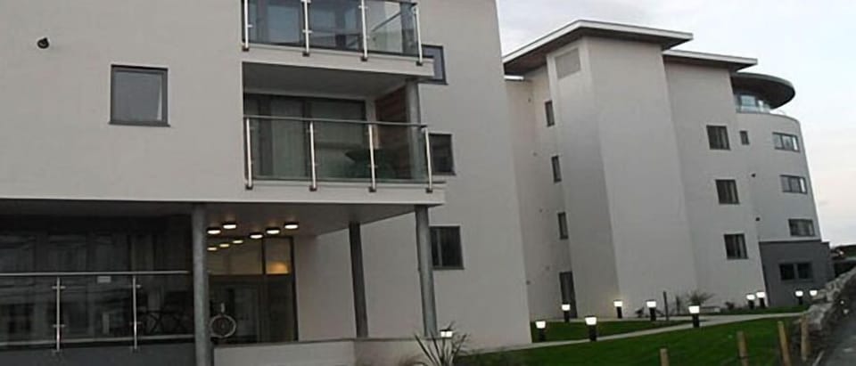 The apartment on the 2nd floor with lift access.  south facing full sun all day