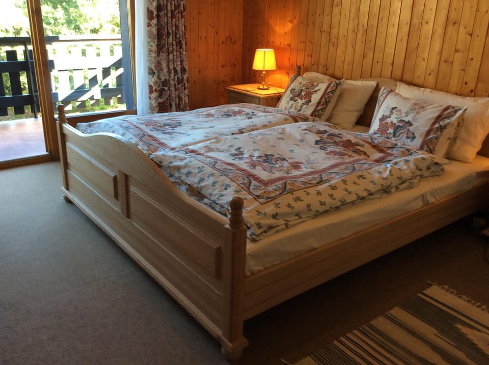 Main bedroom 