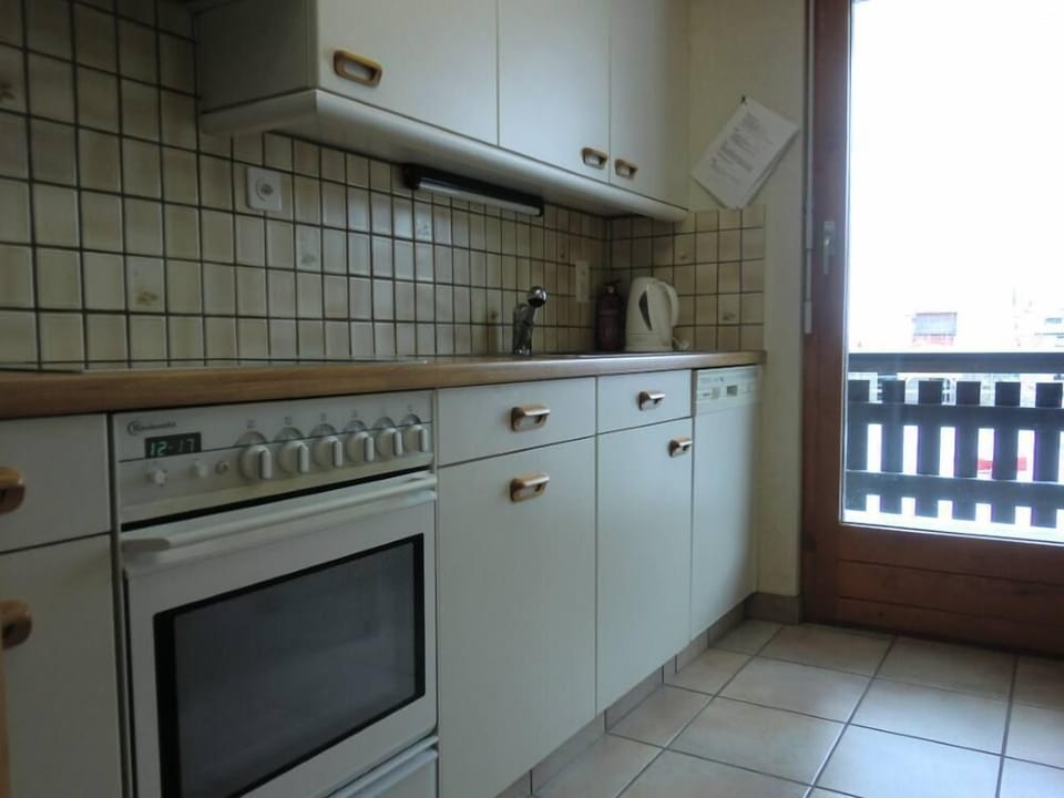 Kitchen..fully equipped.