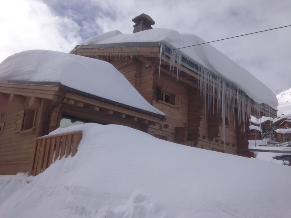L'Ours Brun after a snow storm