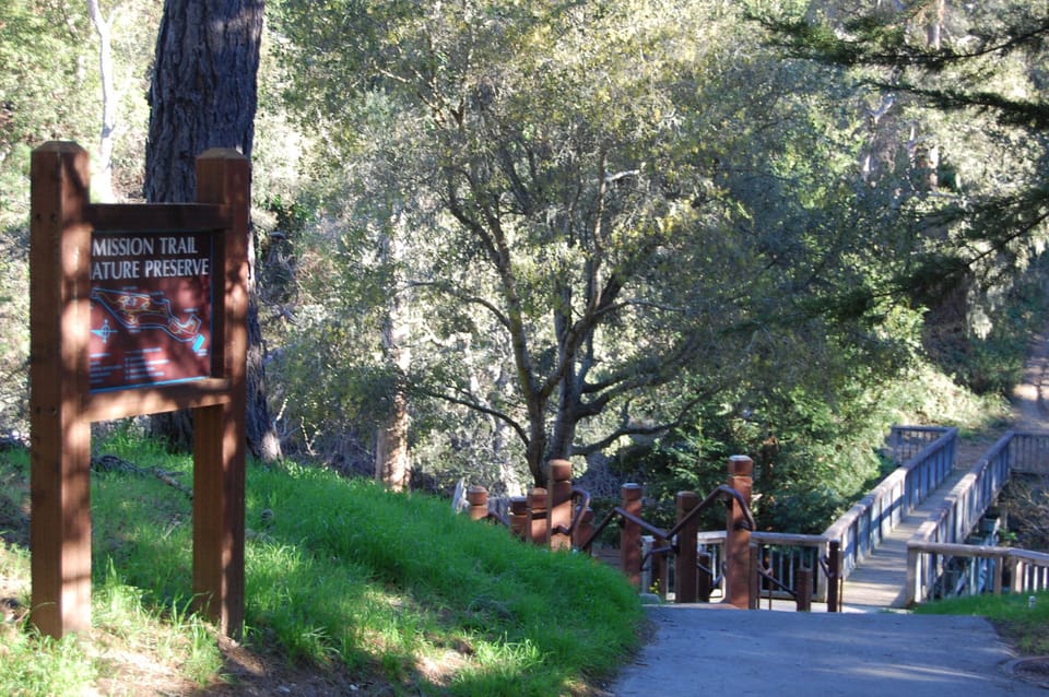 Access to Mission Trail