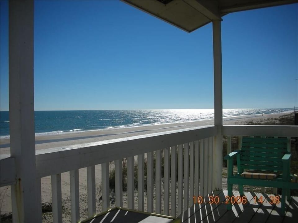 A Beachfront Paradise with magnetic charm.
