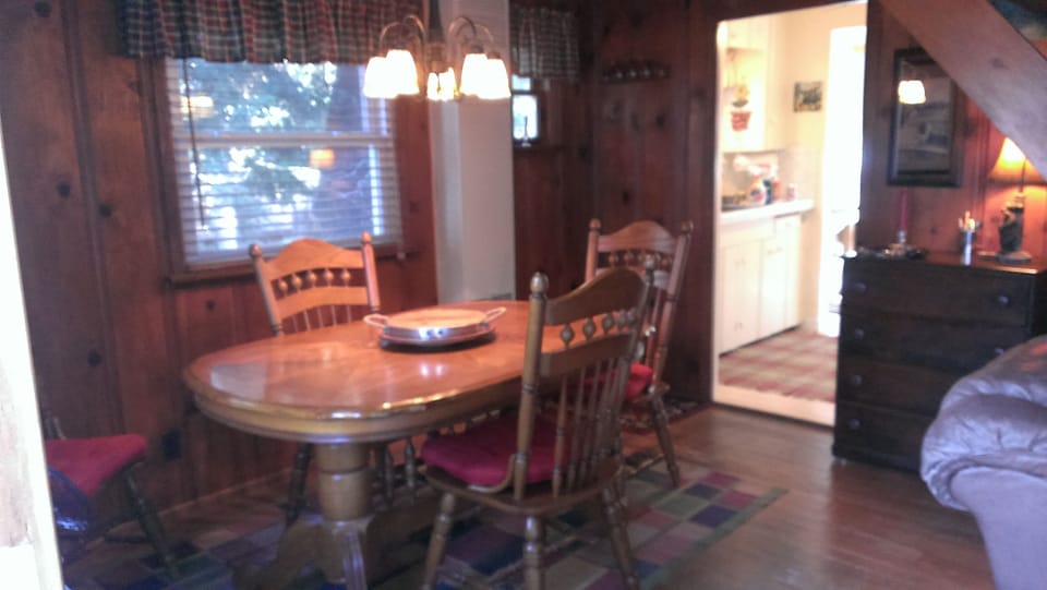 Dining Table with 6 chairs - Two leaves for extending to seat 8.