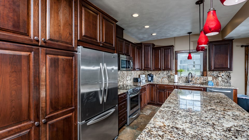 Well equipped kitchen