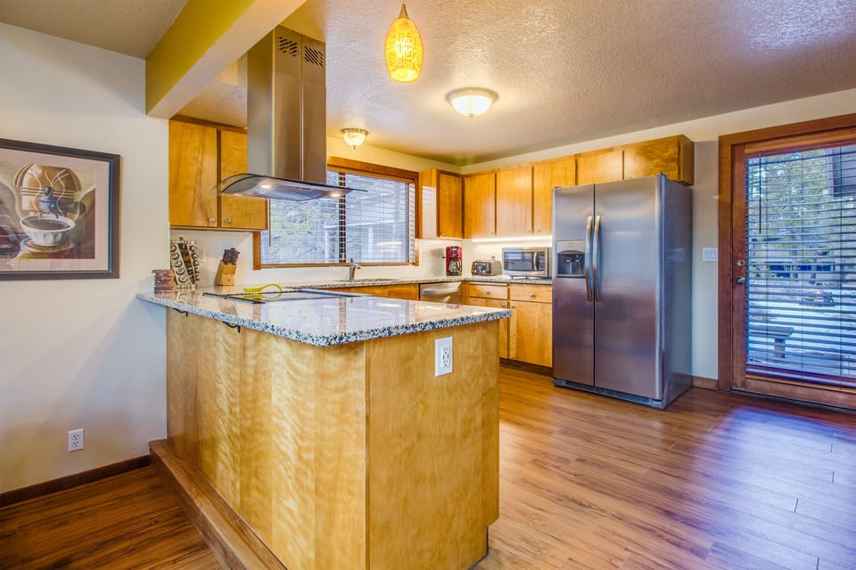 Kitchen - Main Level