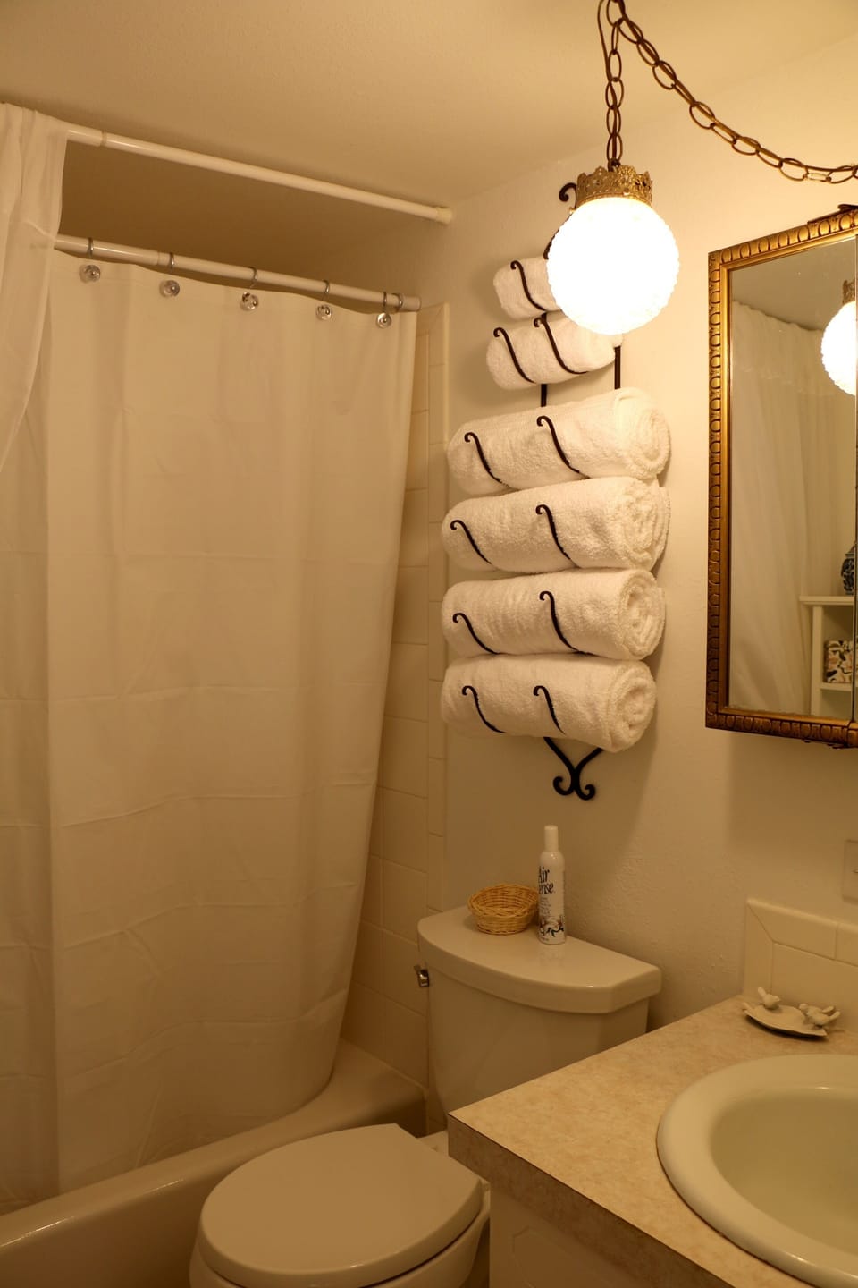 Swan Meadow BCottages Bathroom
