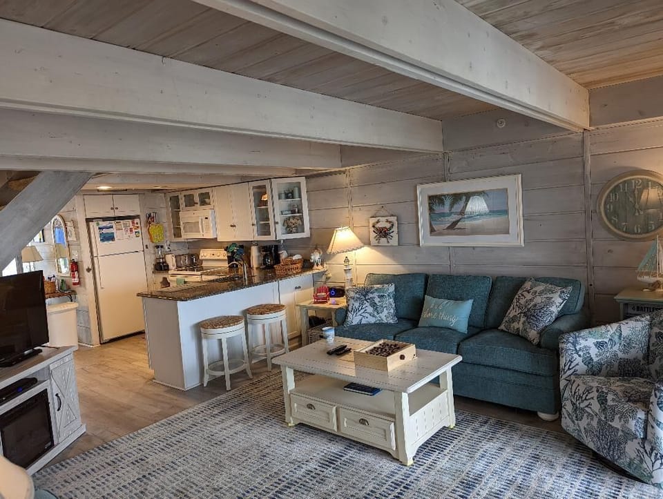 Living Room to Kitchen