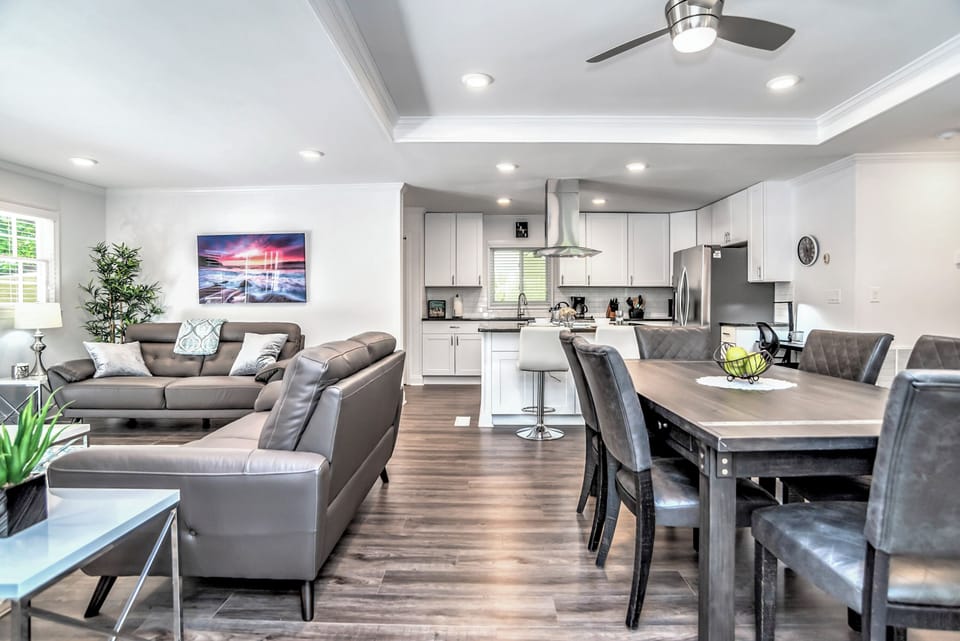 Main Entrance: Open Space - Living Room & Dining Area