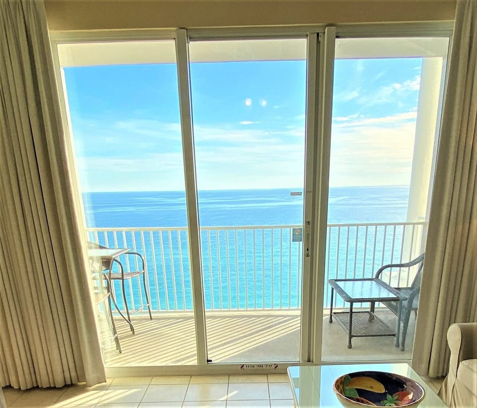 One of the best water views in Destin from our 11th floor balcony!