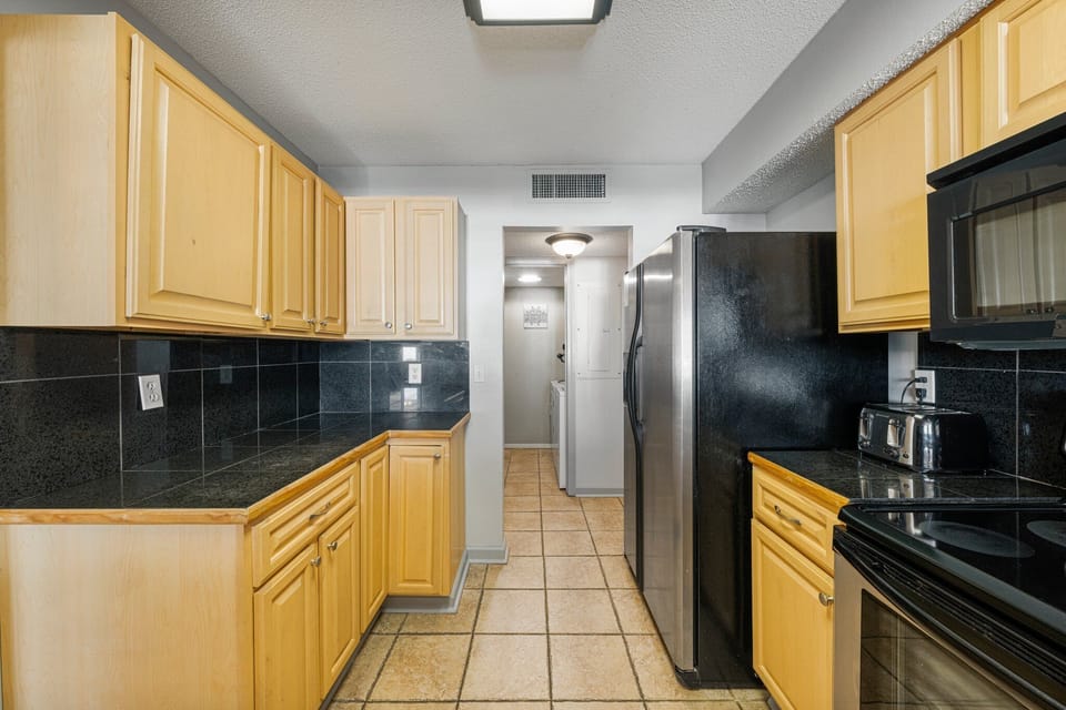 Kitchen, appliances have been upgraded since these pics, will update pics soon