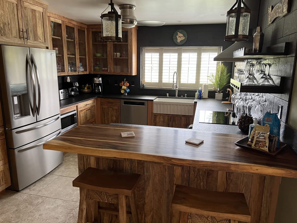 New Mango Kitchen with top of the line appliances. 