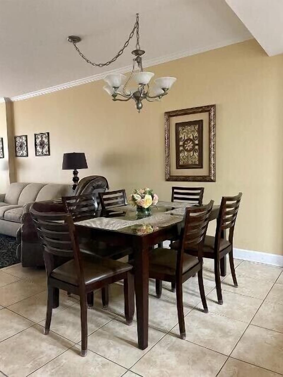 DINNING ROOM OFF OF KITCHEN