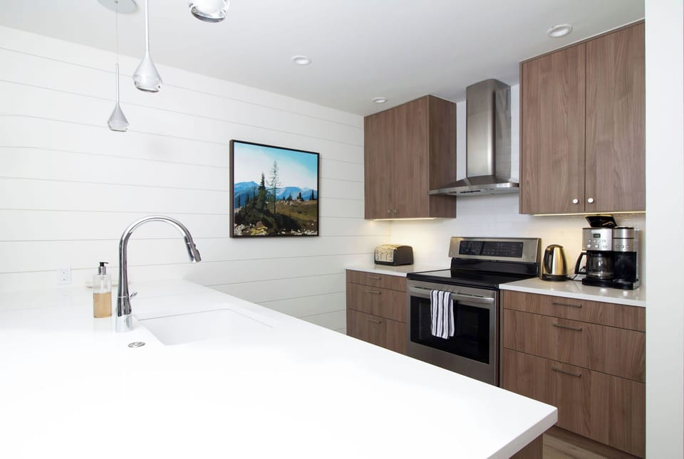 Modern well equipped Kitchen