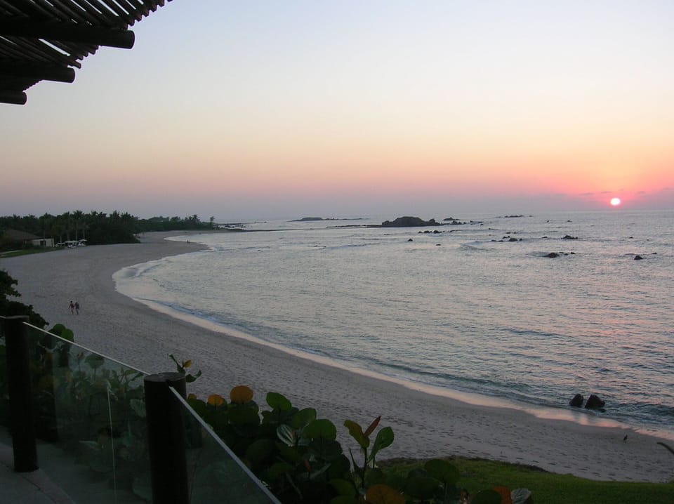 Manzanillas Beach, viewed from Nuna pool deck
