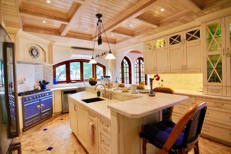 Gourmet kitchen with seating for 5