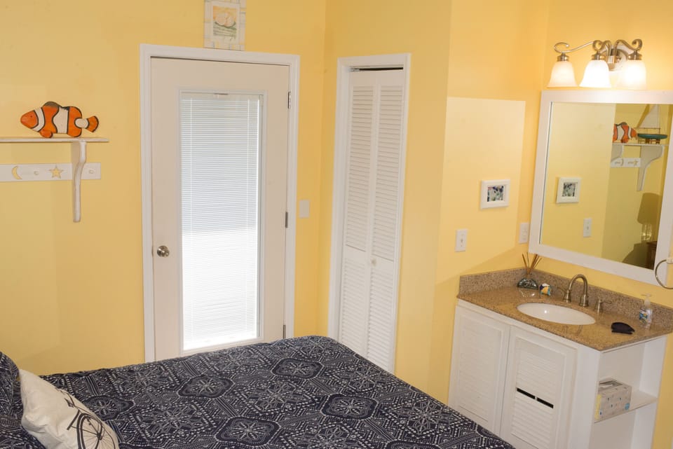 Door to ocean balcony 