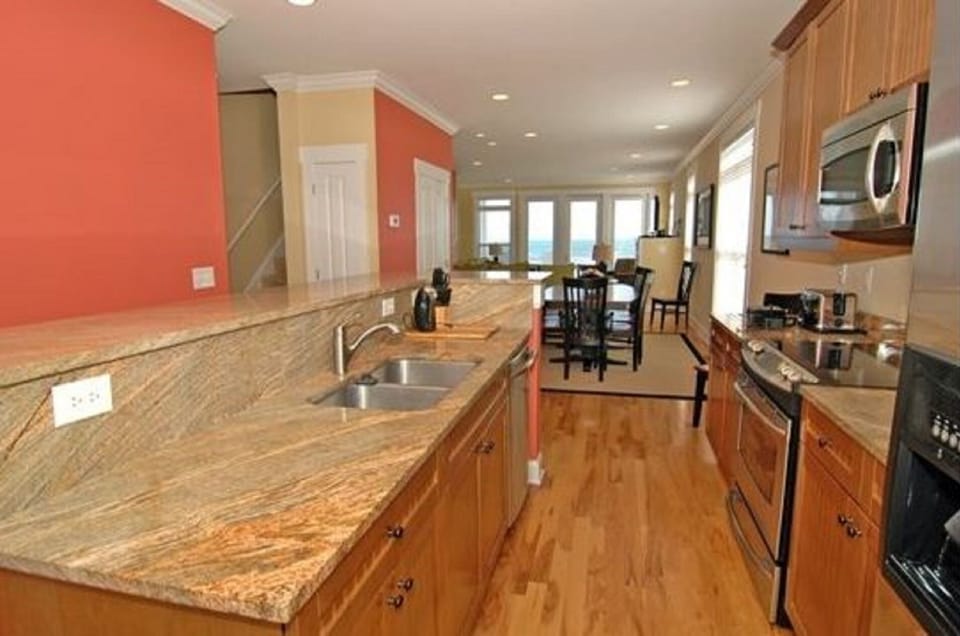Kitchen 2nd level (southside)