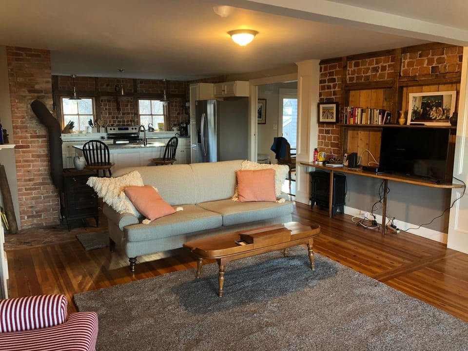 Family Room.