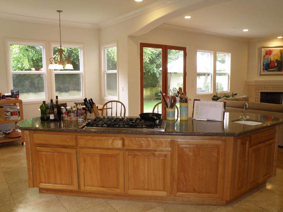 beautiful gourmet kitchen, ideal for chefs, cookies, foodies
