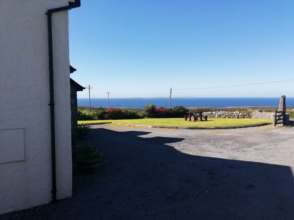 Gentian Cottage welcomes you with Ocean Views ..