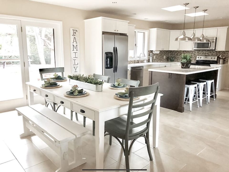 Seating for up to nine guests. 