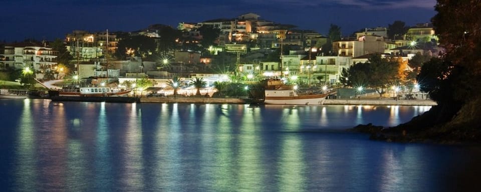 Experience an unforgettable summer, full of intense nightlife...