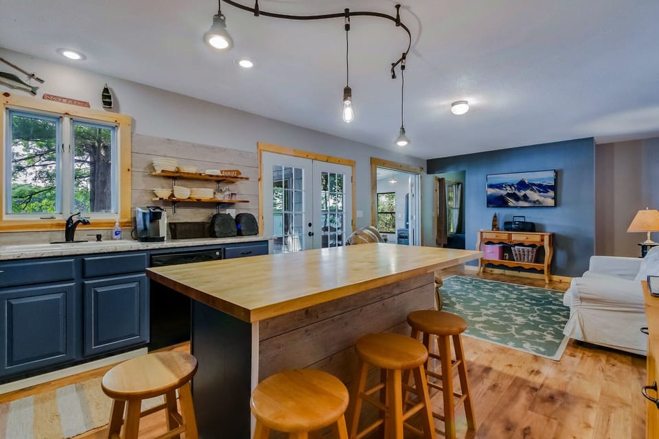 Kitchen Island