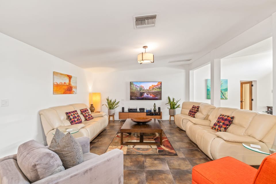 Comfort and plenty of room for entertaining in your living room area