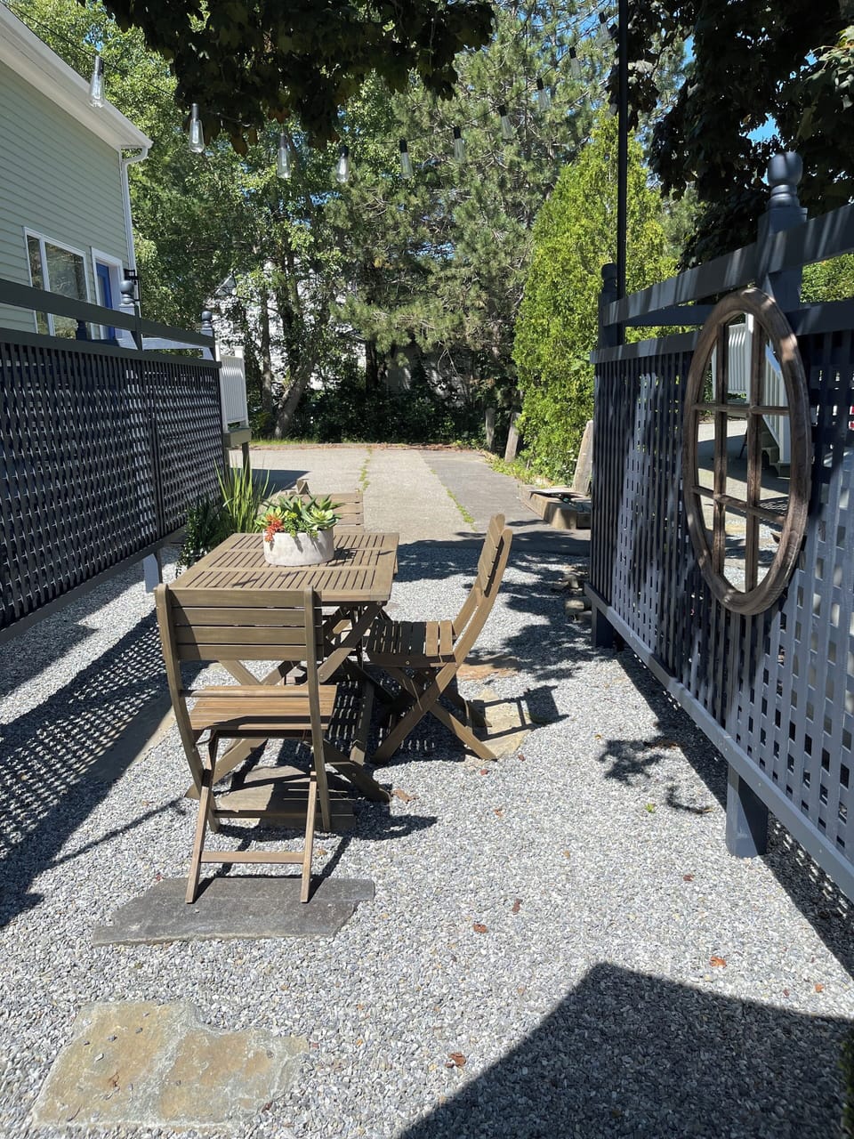 Outdoor dining