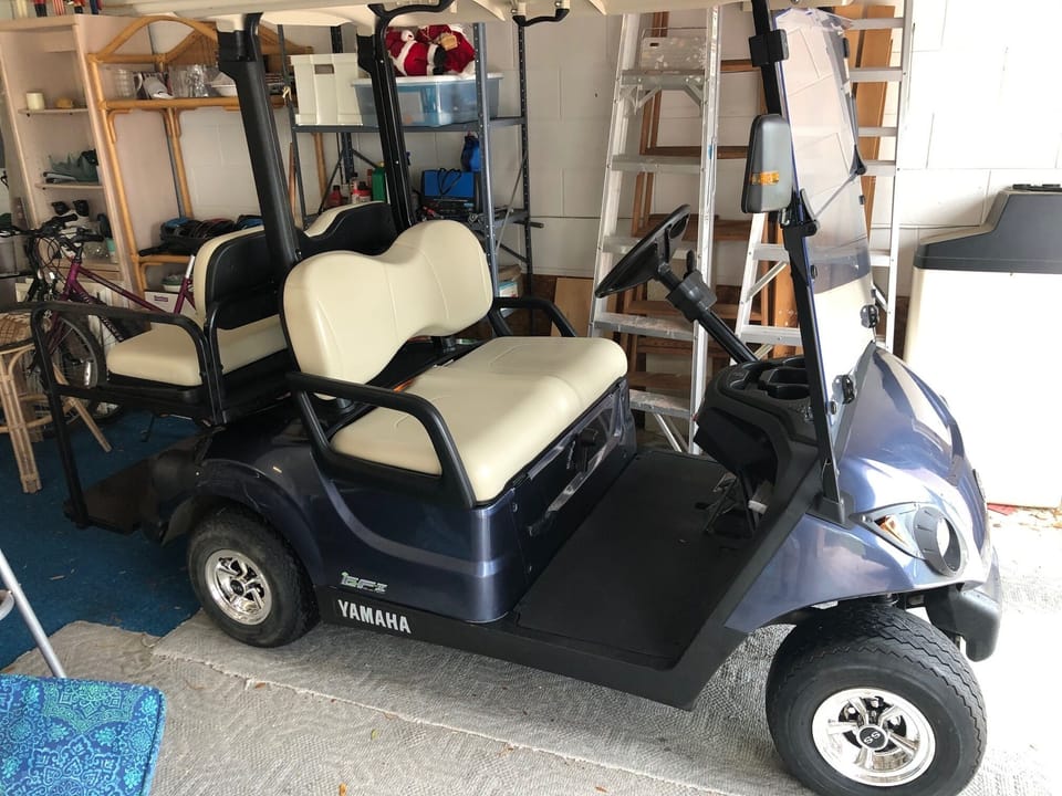 2017 Yamaha Gas golf cart, seats 4 people