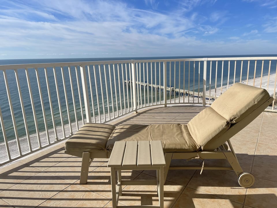 Chaise lounge chair.