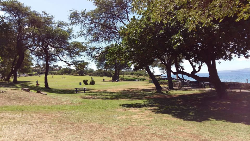 Kamaole Beach Park, Across Road From Resort