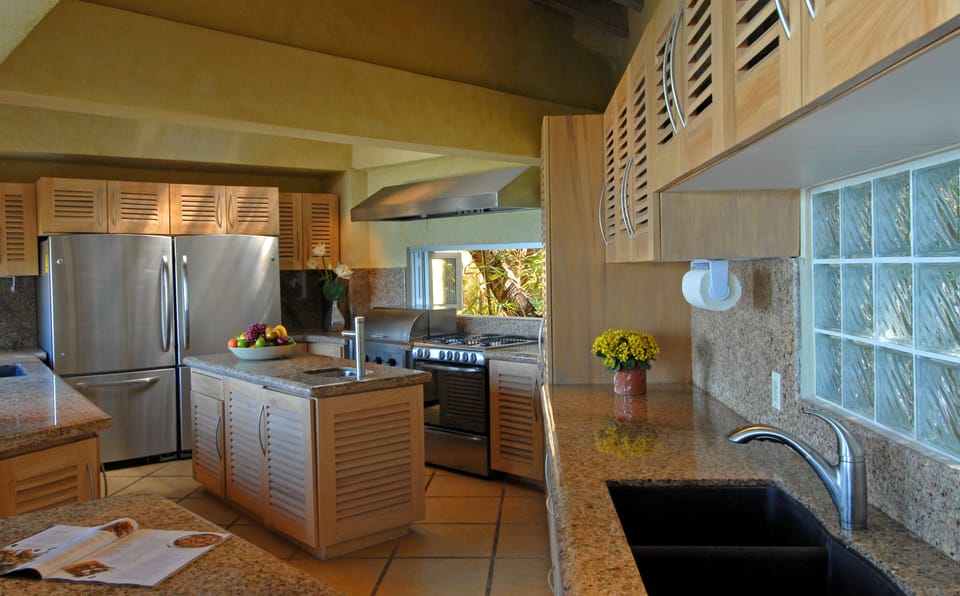 gourmet kitchen set up to entertain up to 20 guests
