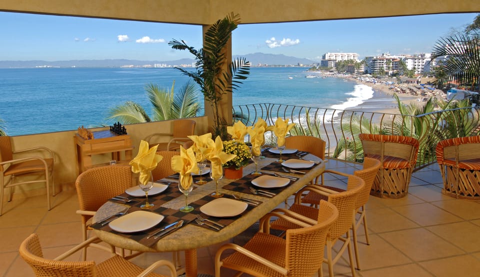 Al fresco dining
