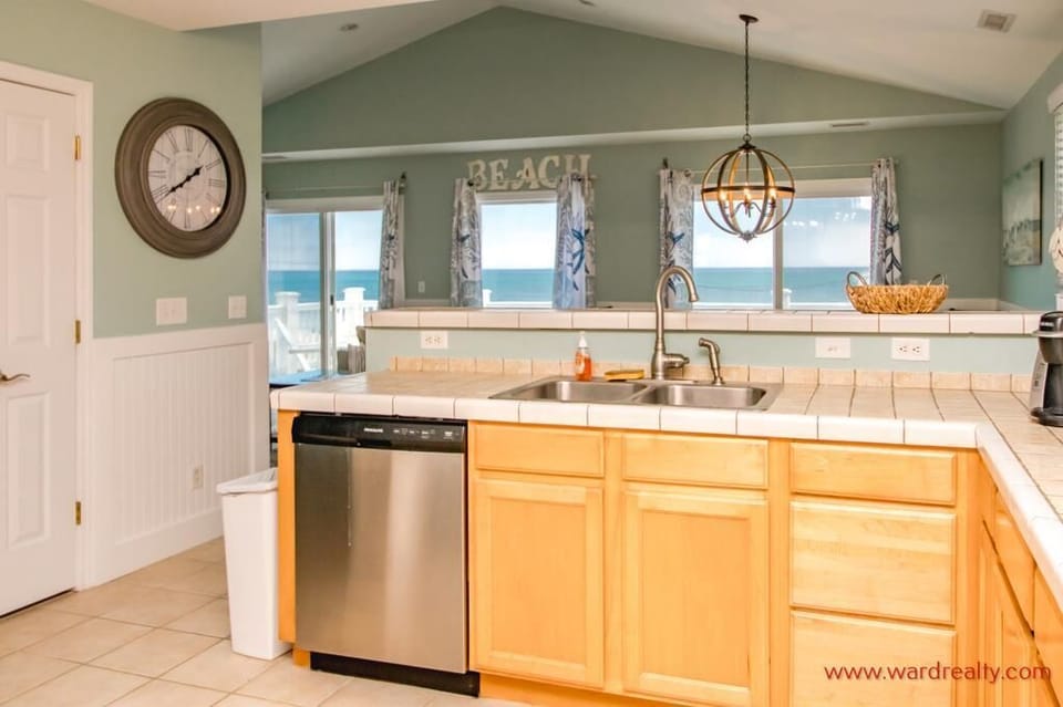 Kitchen II