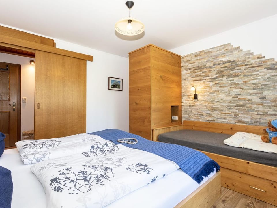Apartment/2 bedrooms/shower or bath, WC - Oberhaslinghof House in Salzburgerland