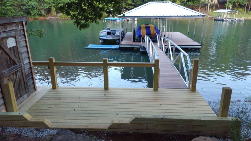 Deck & Boat dock