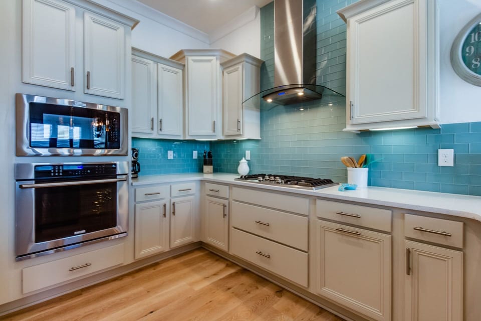 Open kitchen equipped with state of the art appliances
