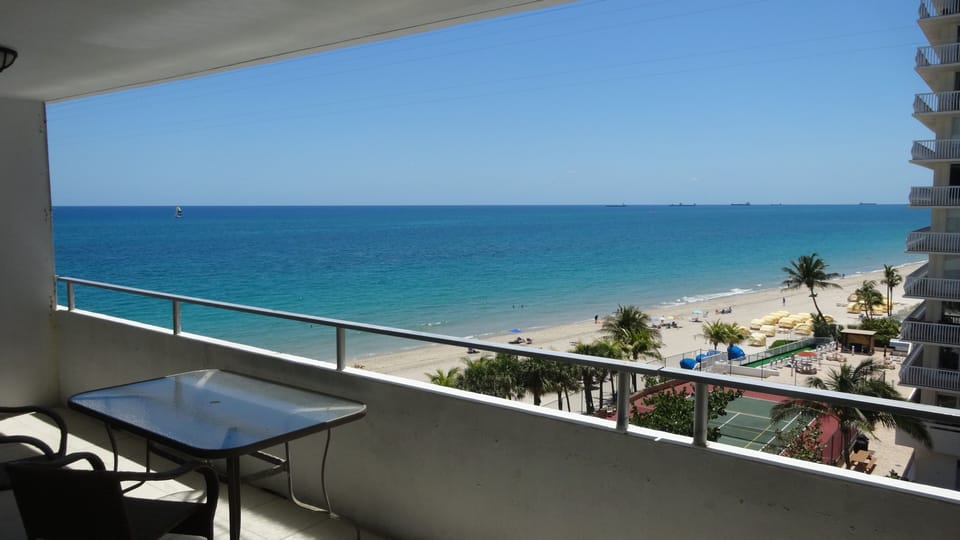 Very large balcony to enjoy a summer beverage to watch the sunrise. 