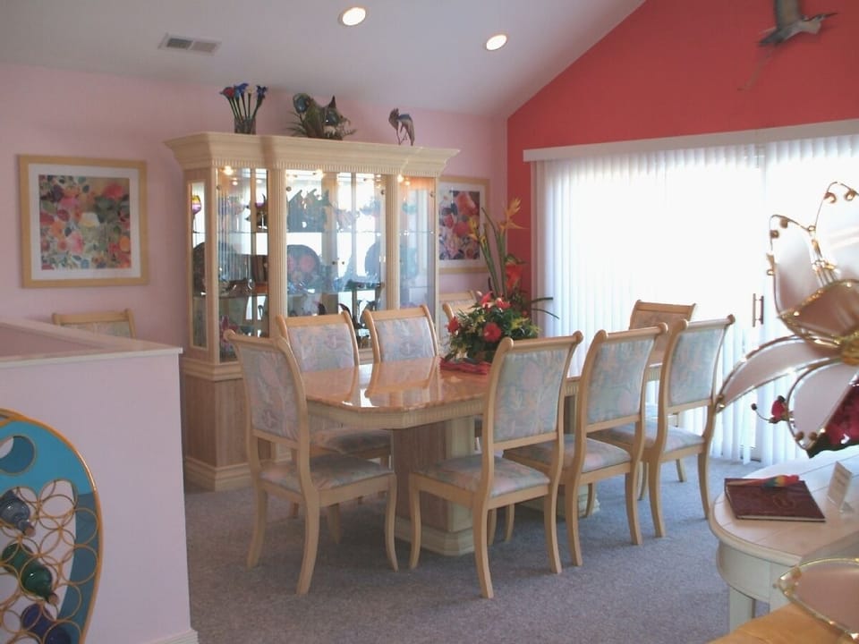 3rd floor dining area - table seats 10