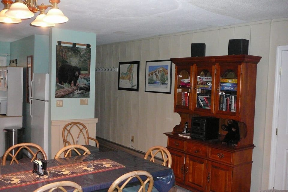 Dining Room Area