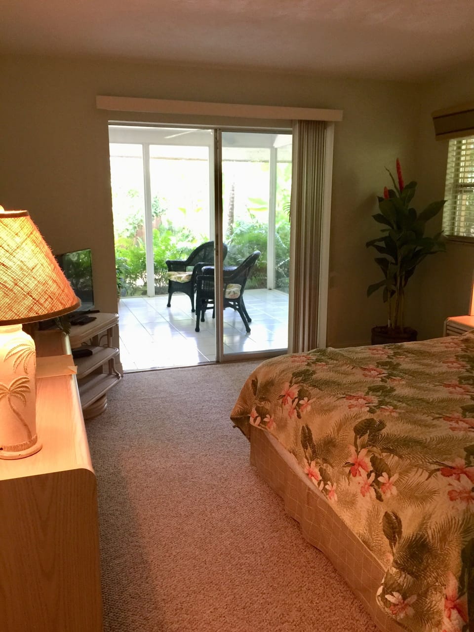Master bedroom view to glass enclosed Garden Room
