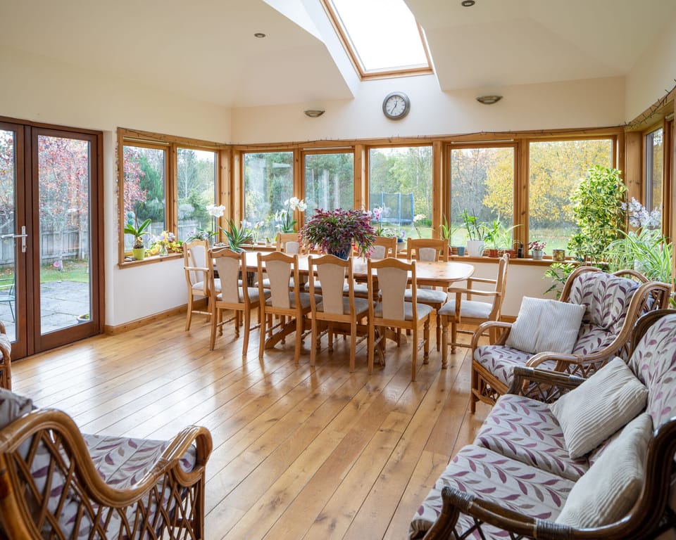 Sunroom/Dining Room