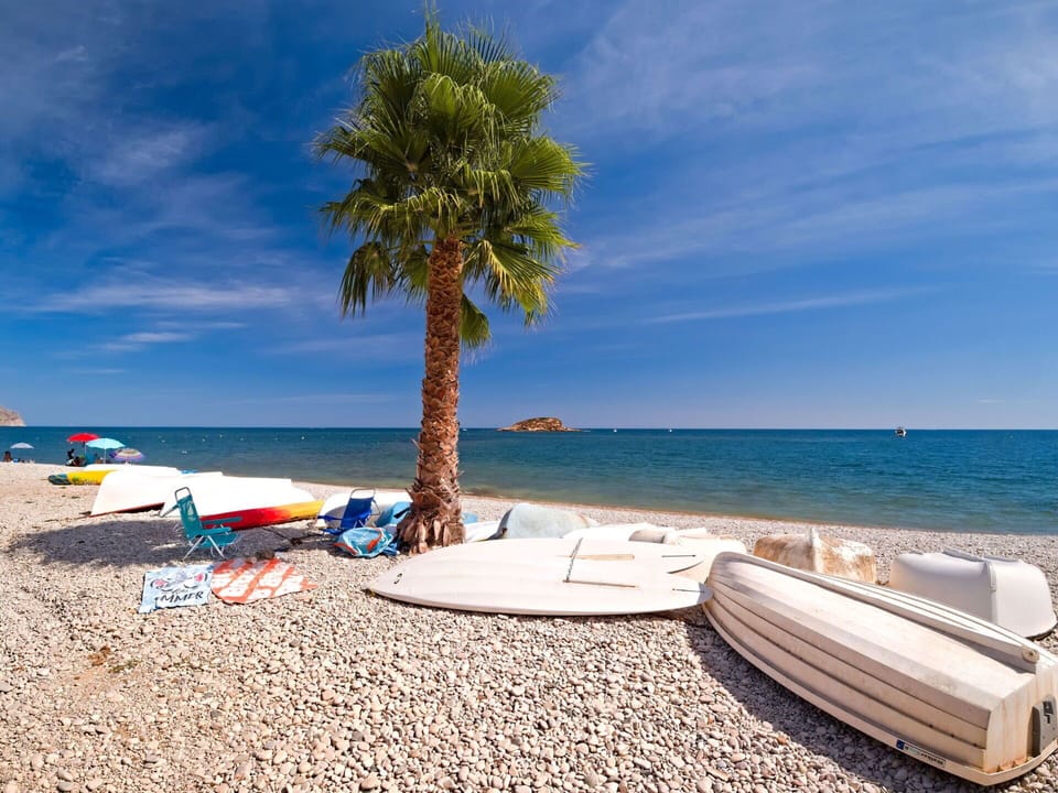 Water, Sky, Cloud, Blue, Beach, Wood, Outdoor Furniture, Coastal And Oceanic Landforms, Arecales, Leisure