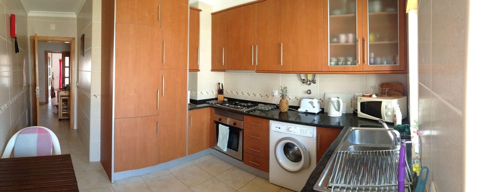 Kitchen 1