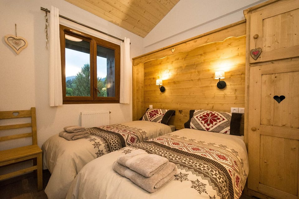 Bedroom 2 has twin beds which can be placed together