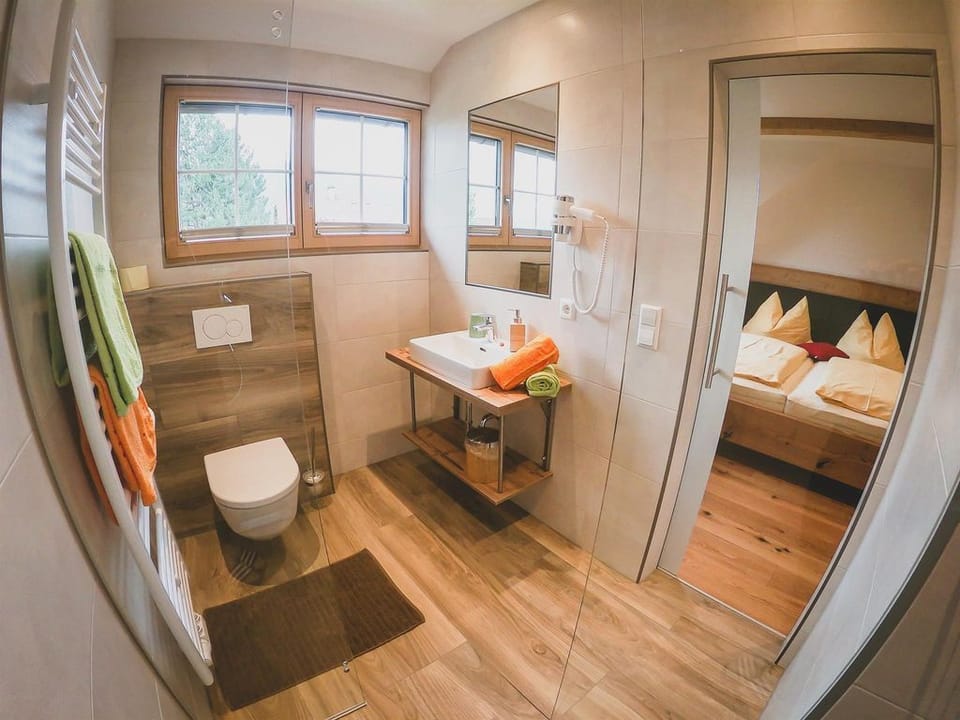 Double room with shower, WC - Macheiner, Samer Apartment in Salzburgerland