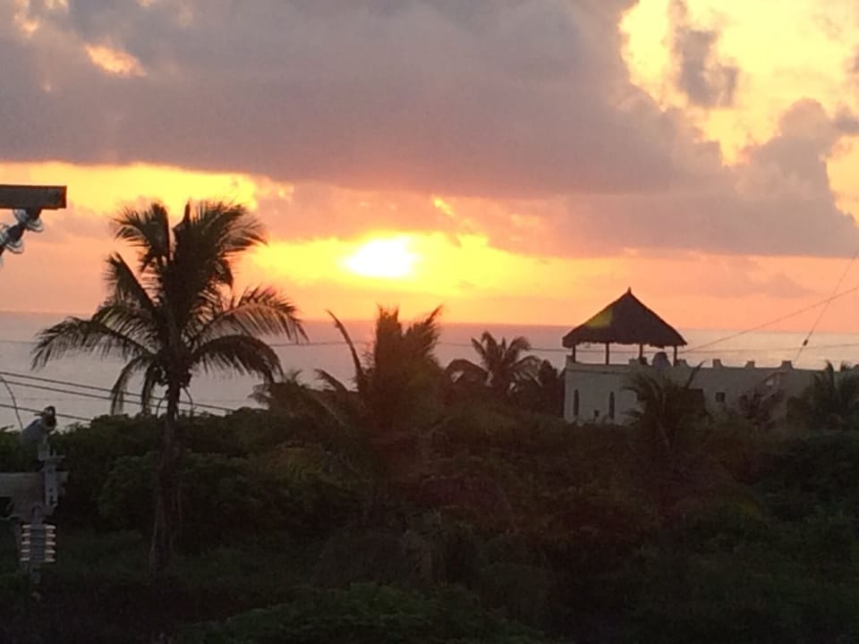 SUNRISE CARIBBEAN VIEW