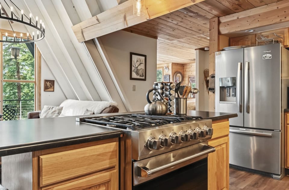 Gas Viking oven range
